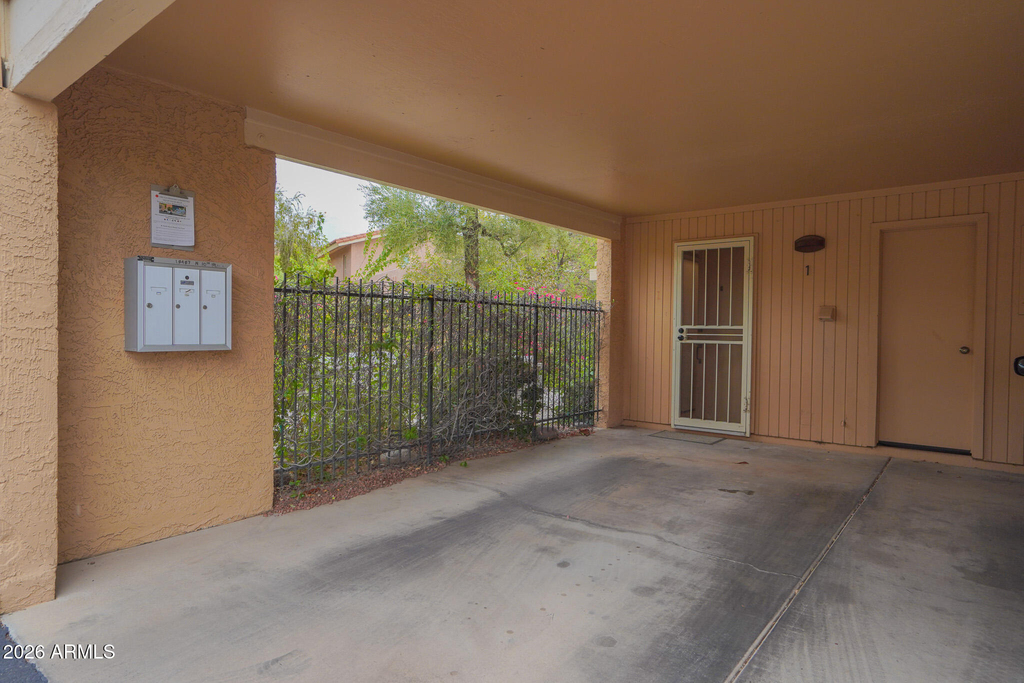 10407 N 10th Place - Photo 2