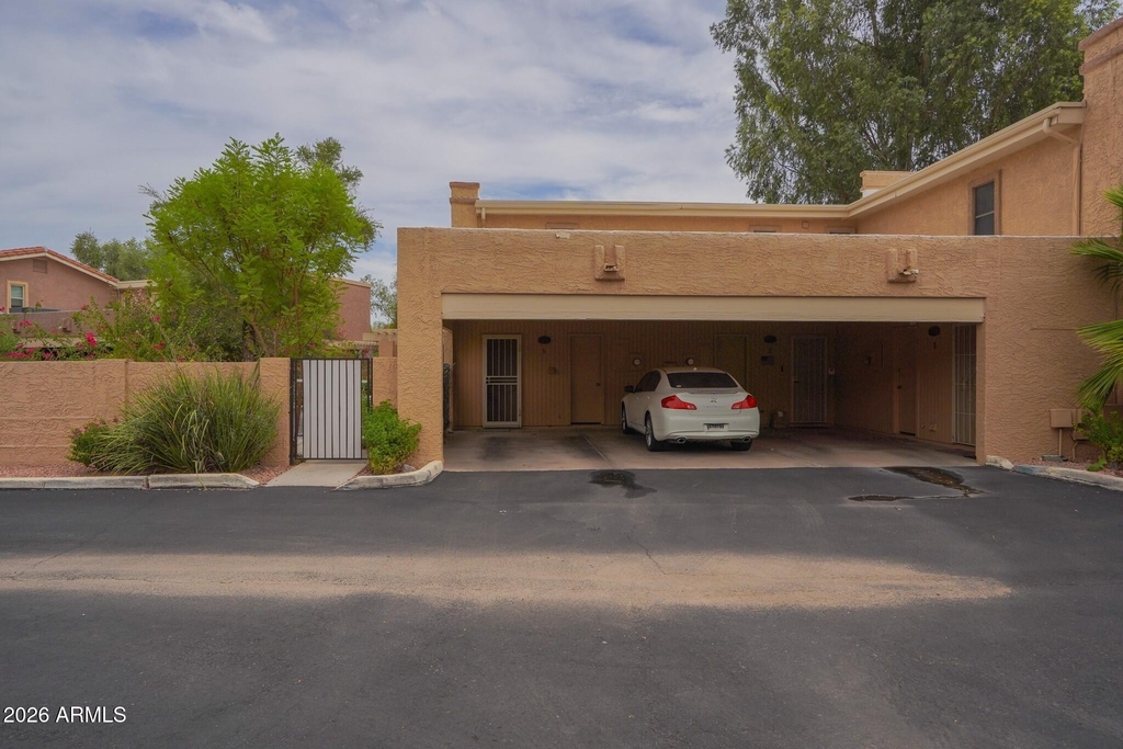 10407 N 10th Place - Photo 1