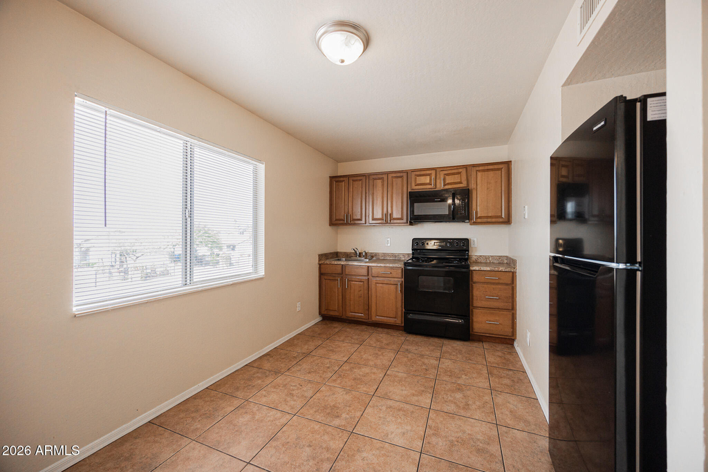 2443 E Mobile Lane - Photo 6