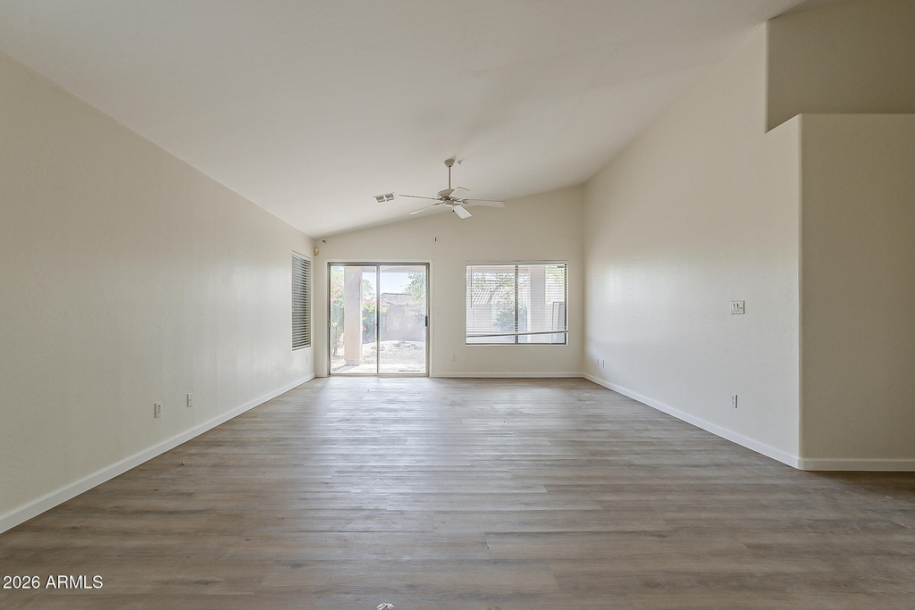 15728 N 104th Street - Photo 3