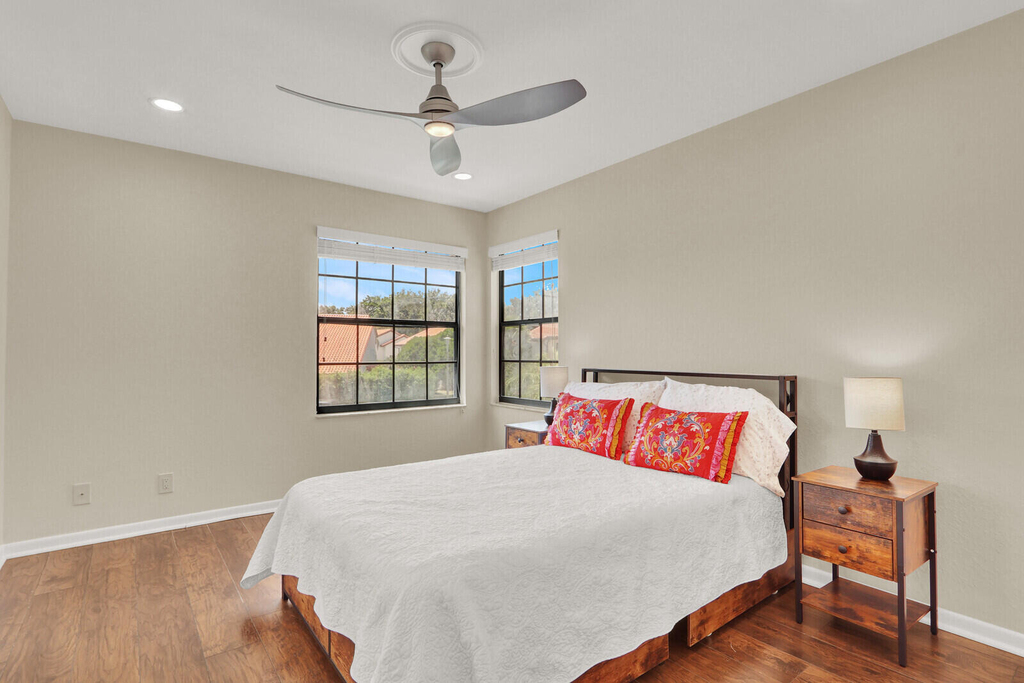 13483 Fountain View Boulevard - Photo 25
