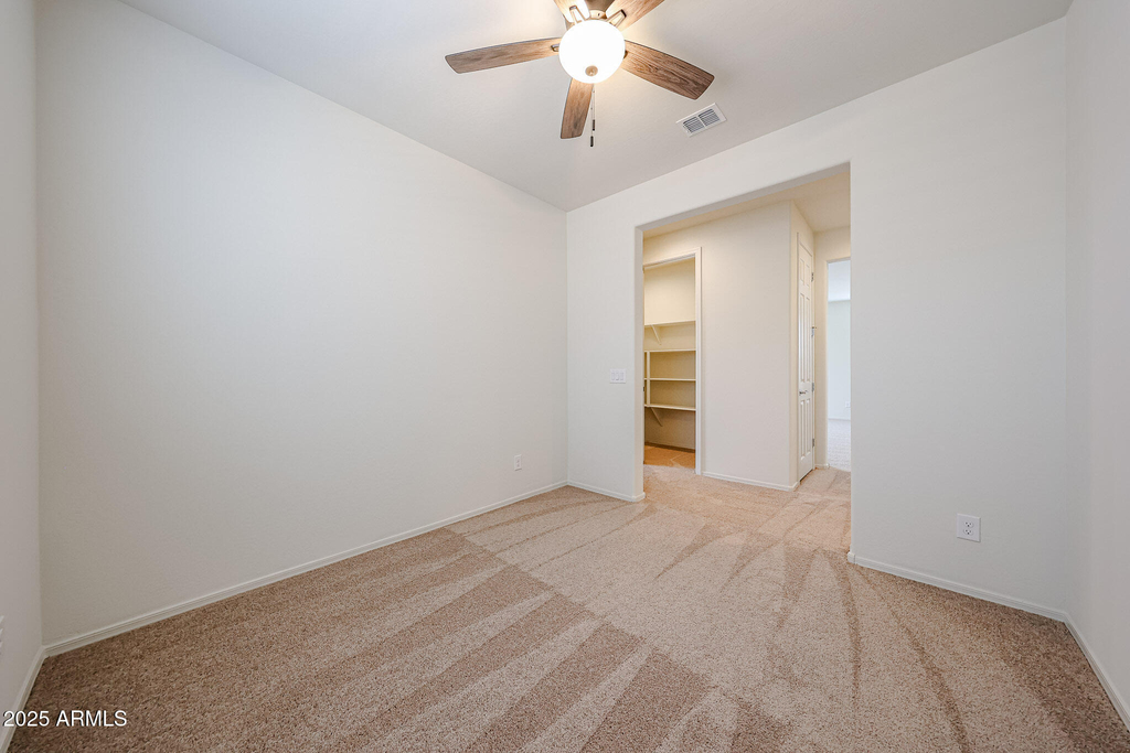 7106 W Hedge Hog Place - Photo 15