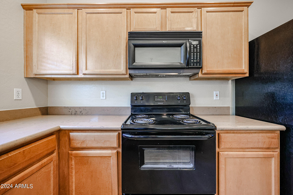 2646 S Southwind Drive - Photo 11