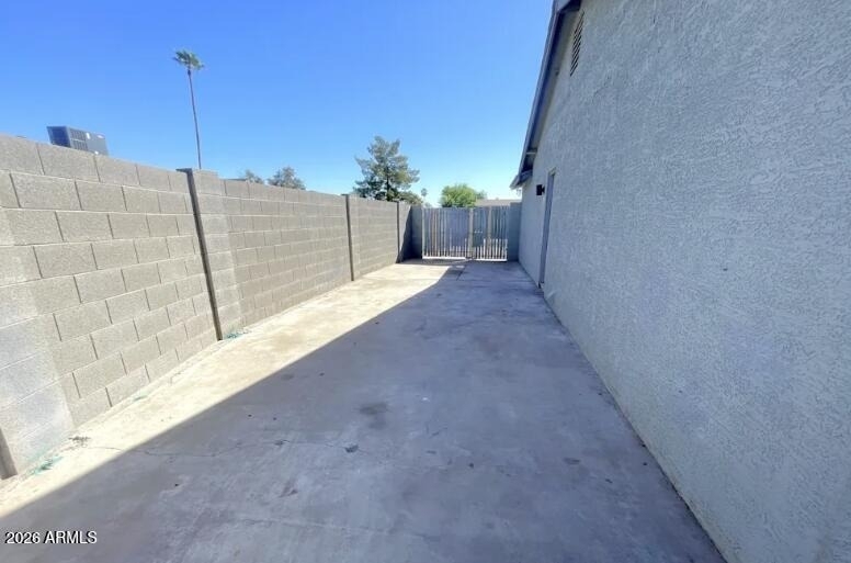 4512 N 81st Drive - Photo 7