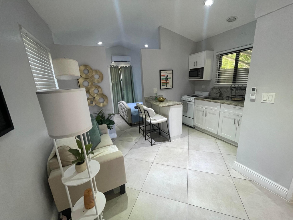430 Ne 1st Avenue - Photo 5