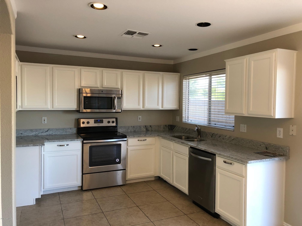 15310 W Evans Drive - Photo 1