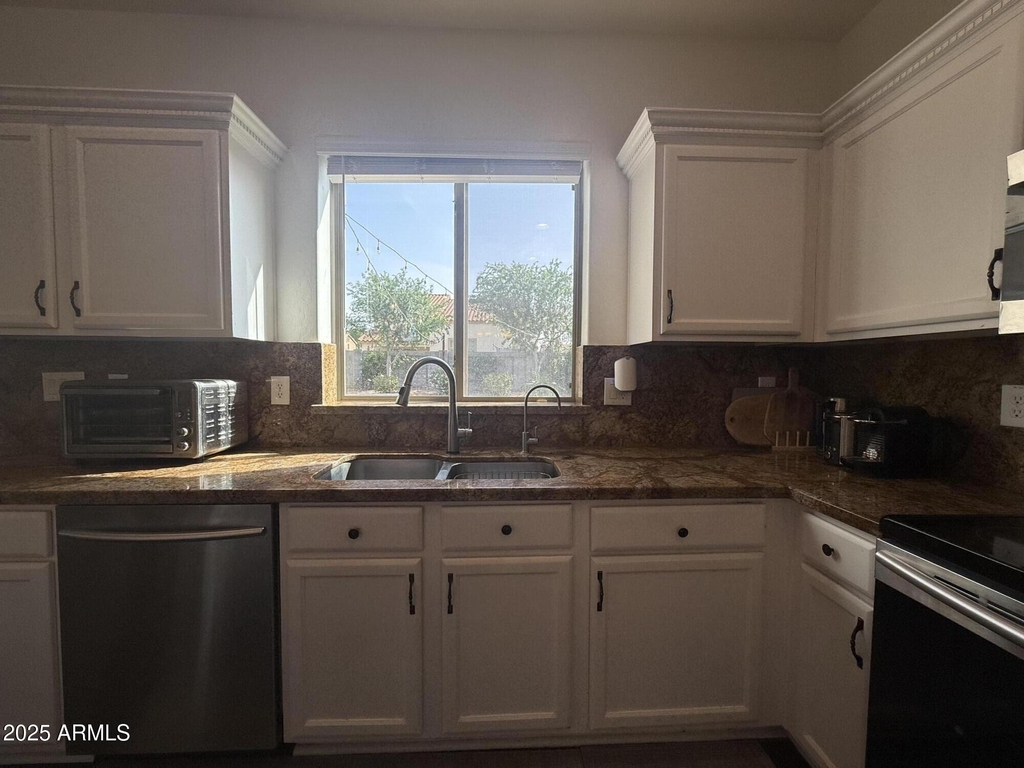 1293 E Walnut Road - Photo 13