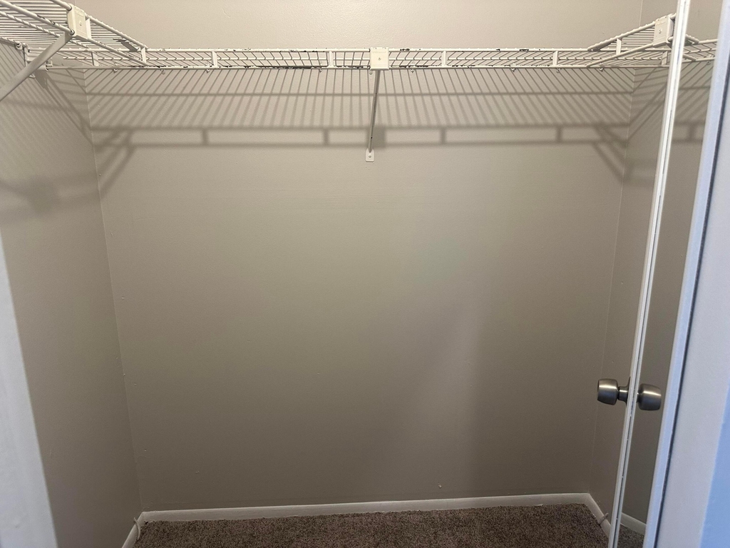 2501 Riverside Drive - Photo 12