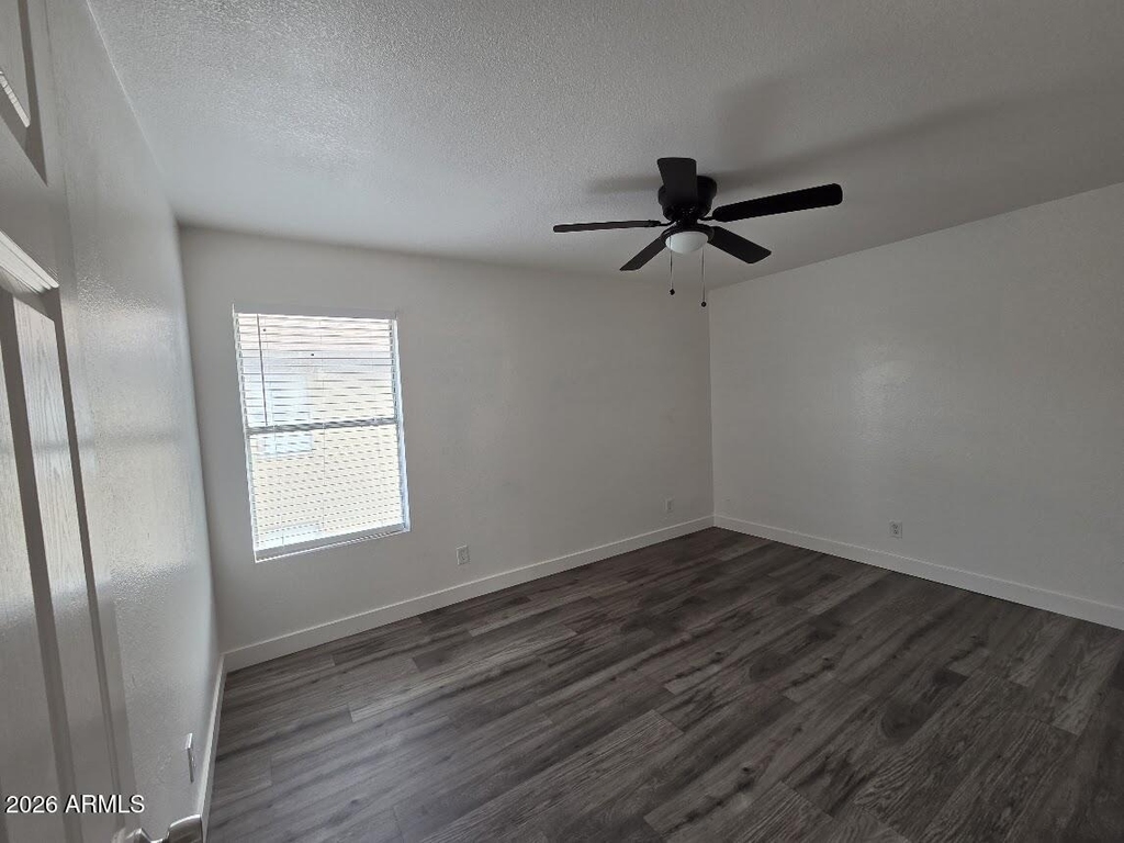 260 W 8th Avenue - Photo 6