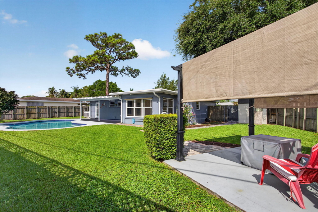 1240 Sw 3rd Terrace - Photo 12