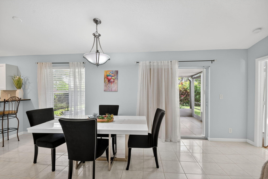 1080 Salmon Isle - Photo 21