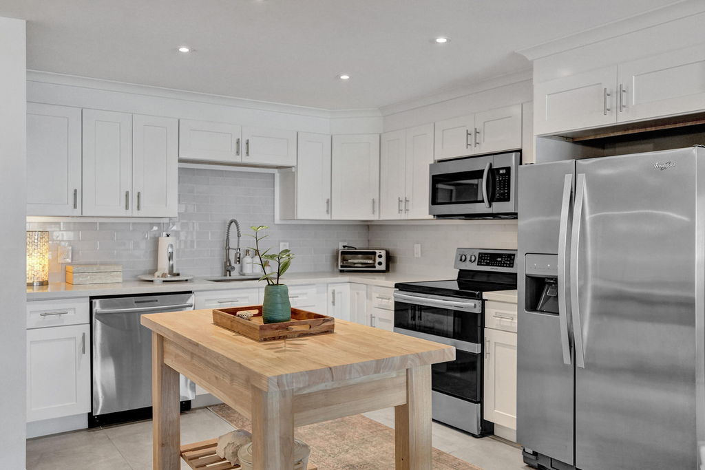 3209 Ne 36th Street - Photo 4