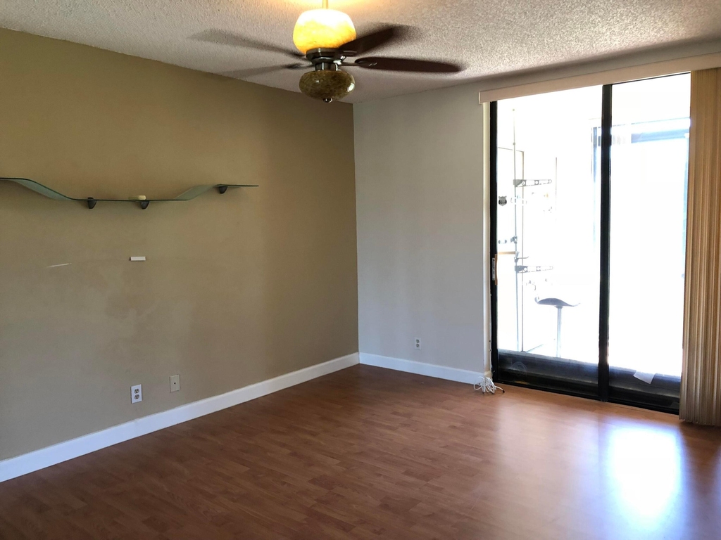 10730 Nw 14th Street - Photo 5