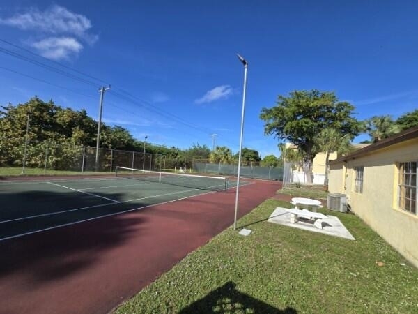 490 Nw 20th Street - Photo 7