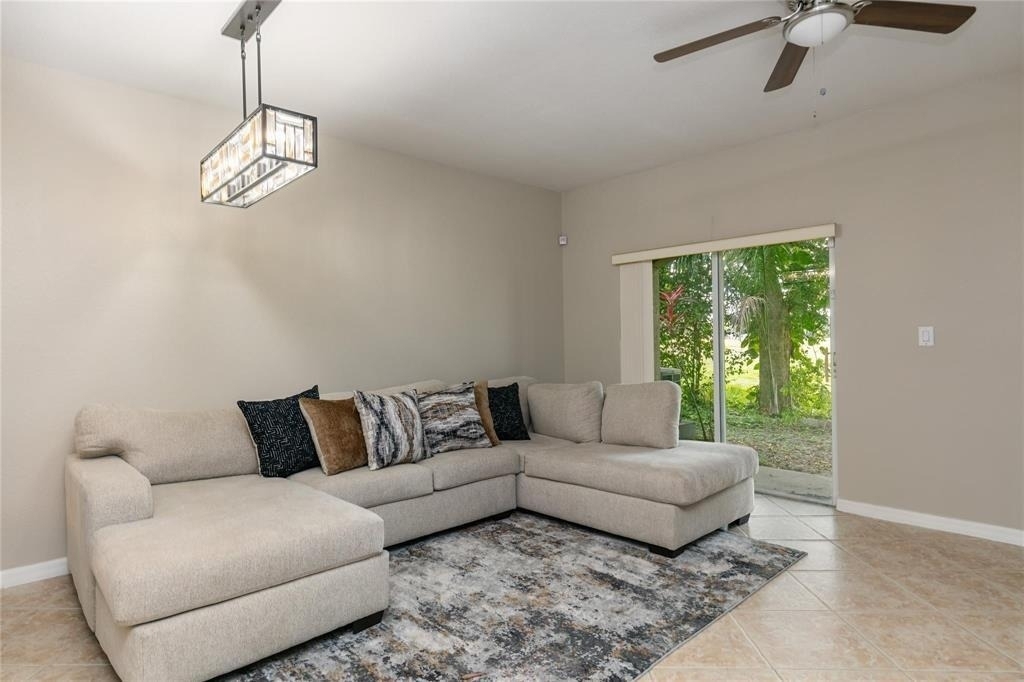4408 Woodland Circle - Photo 4