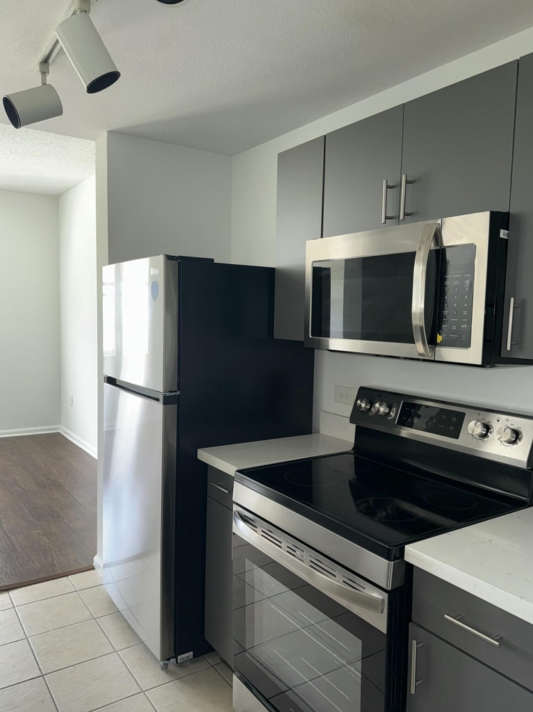 533 Ne 3rd Avenue - Photo 19
