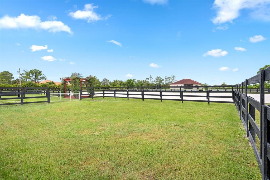 2440 Buck Ridge Trail - Photo 20