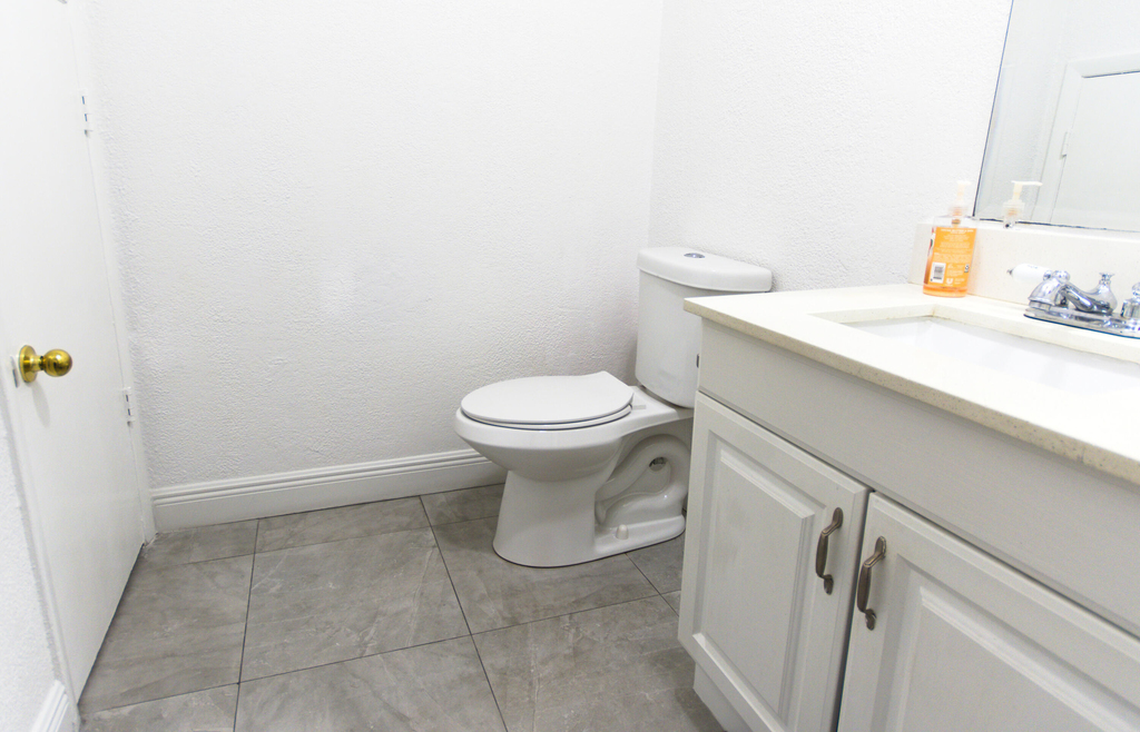 4225 Turnberry Circle - Photo 4