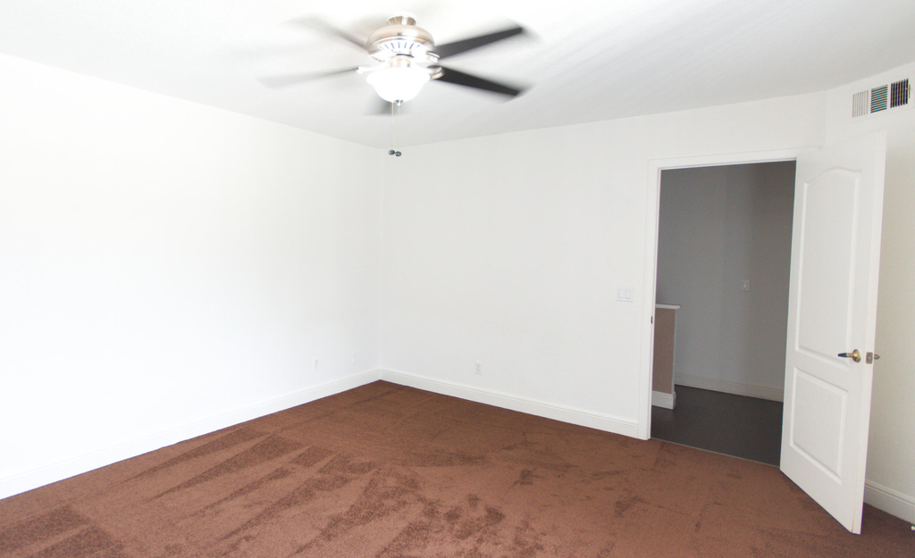 4225 Turnberry Circle - Photo 10