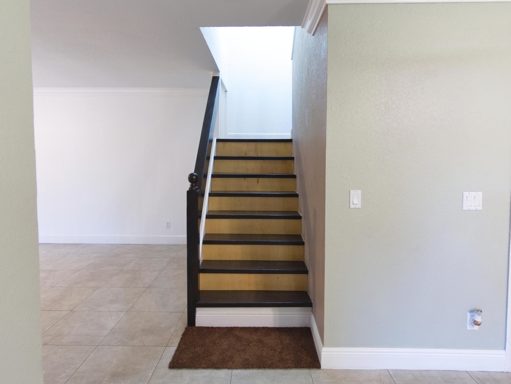 4225 Turnberry Circle - Photo 5