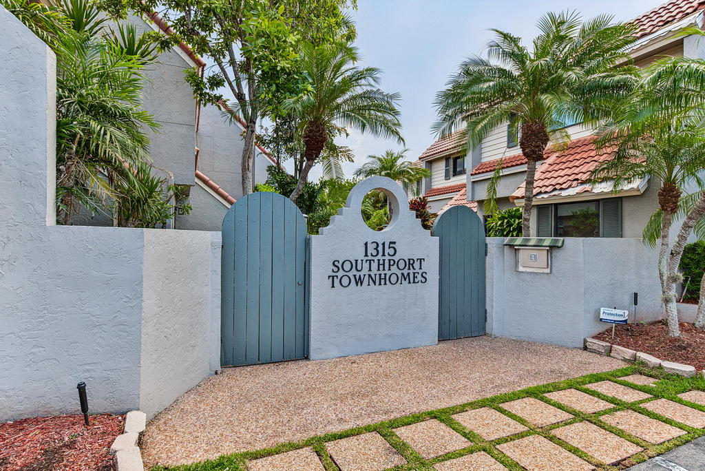 1315 Miami Road - Photo 30
