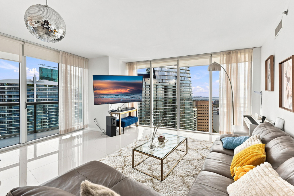 465 Brickell Avenue - Photo 6