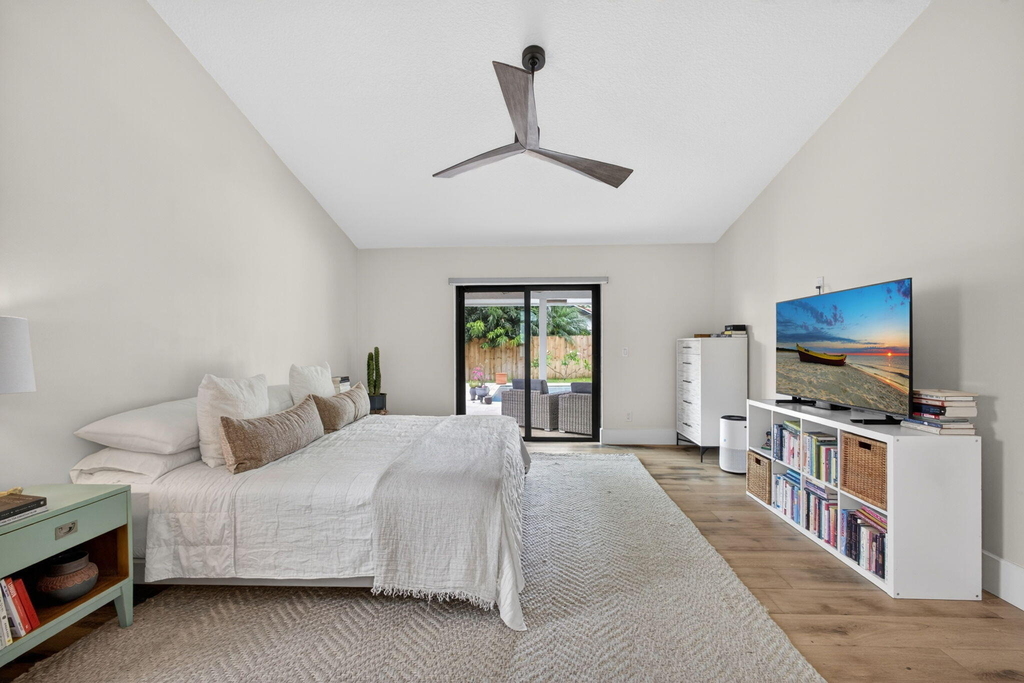 12897 La Rochelle Circle - Photo 37