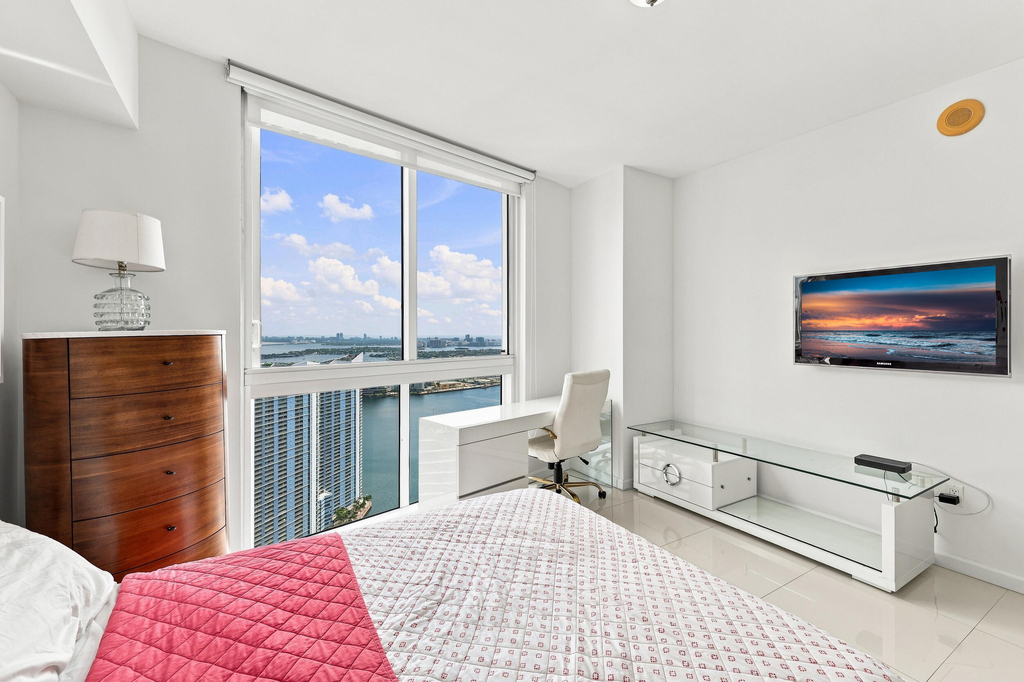 465 Brickell Avenue - Photo 21