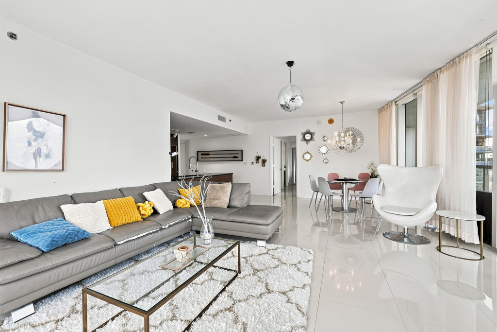 465 Brickell Avenue - Photo 13