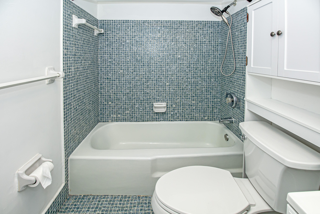 402 Lake Shore Drive - Photo 10