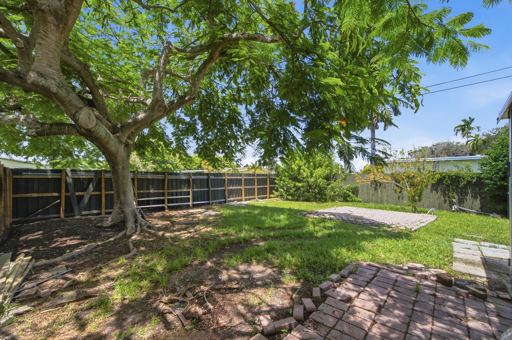 10275 Sw 152nd Street - Photo 31