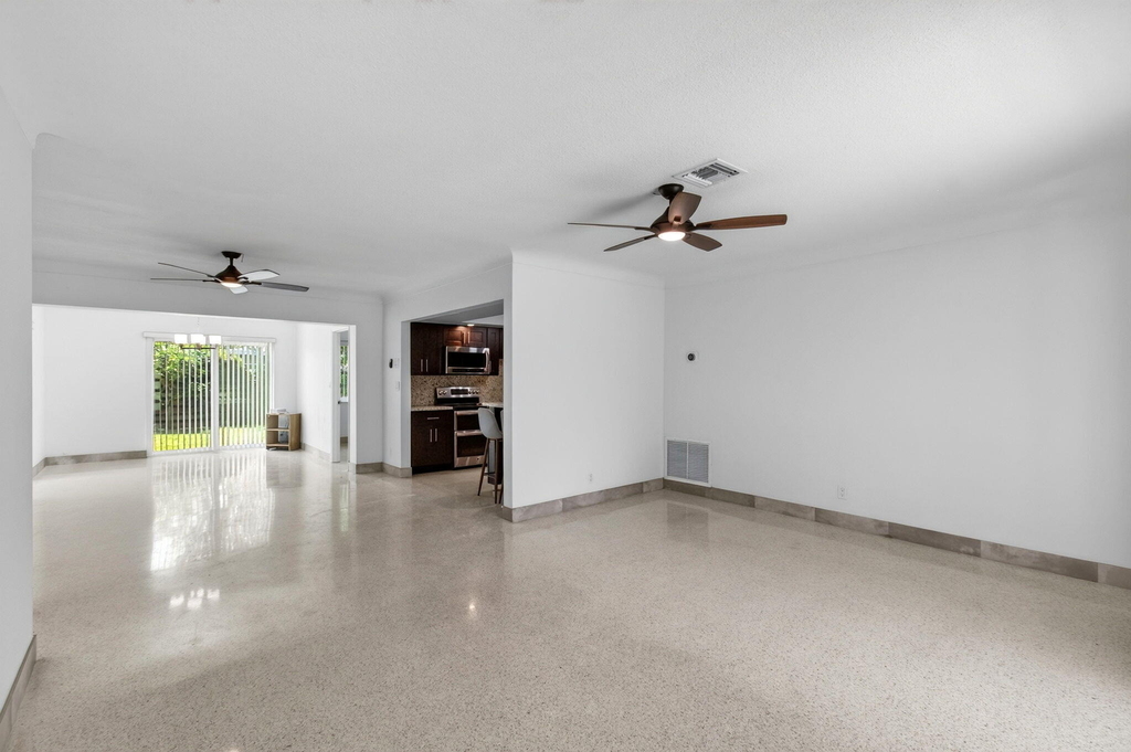 200 Ne 28th Terrace - Photo 9