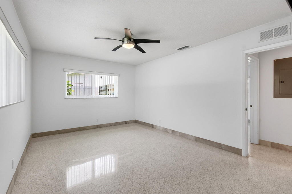 200 Ne 28th Terrace - Photo 26