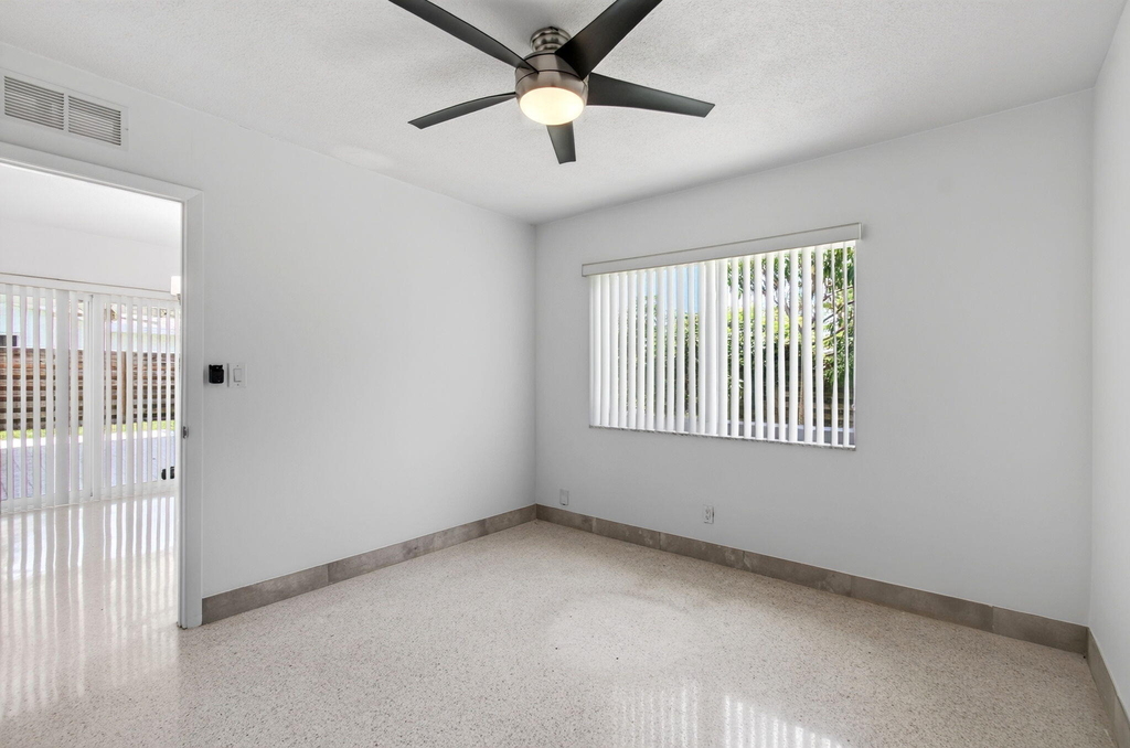 200 Ne 28th Terrace - Photo 34