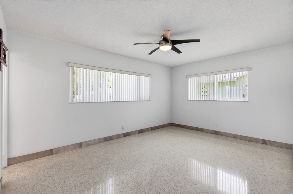 200 Ne 28th Terrace - Photo 24