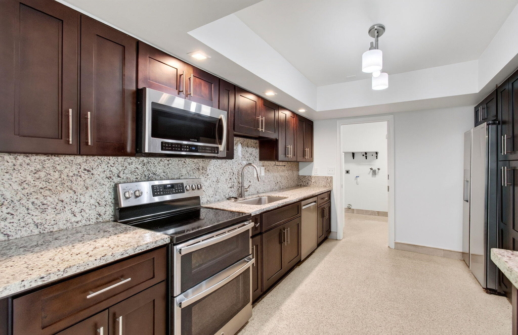 200 Ne 28th Terrace - Photo 20