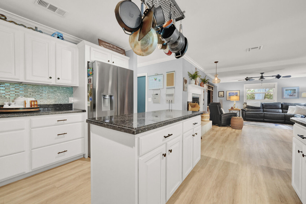 10015 Daisy Avenue - Photo 13