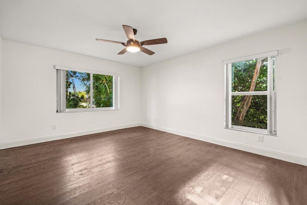 638 Sw 4th Avenue - Photo 14