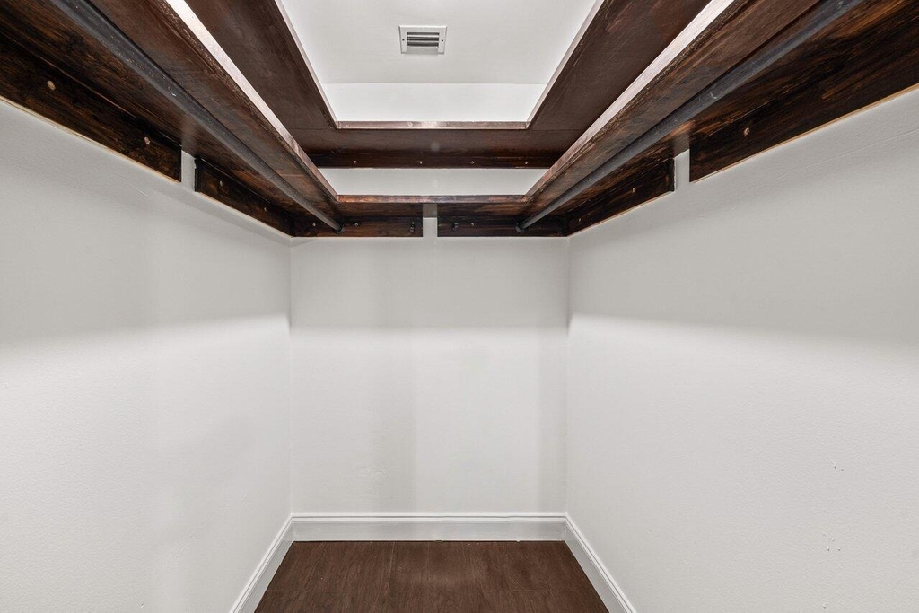 638 Sw 4th Avenue - Photo 16