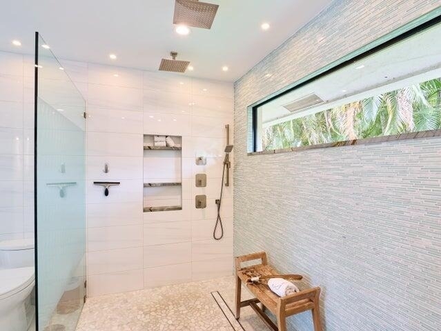 3700 Embassy Drive - Photo 17