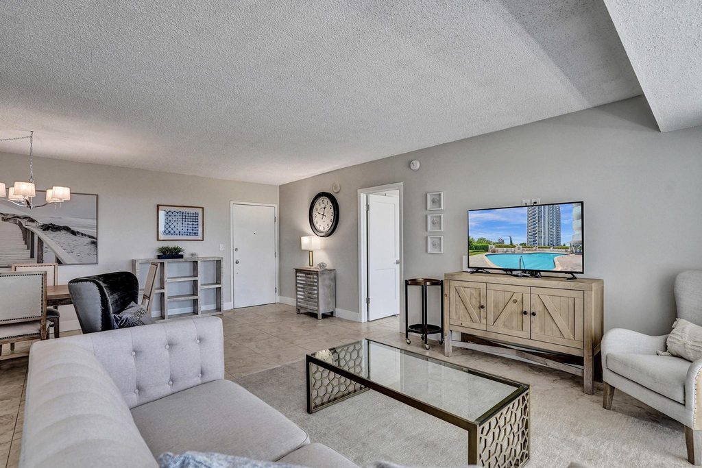 2715 N Ocean Boulevard - Photo 3