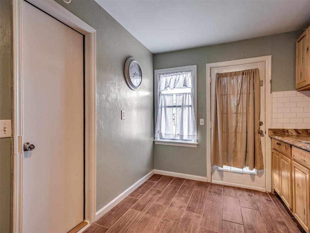211 W Dale Street - Photo 13