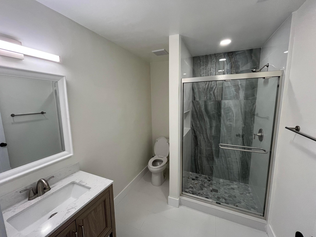 120 W 22nd Street - Photo 8