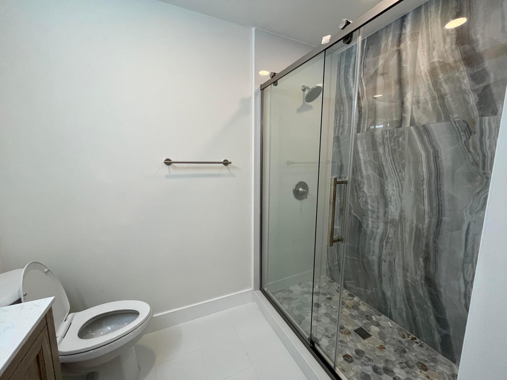 120 W 22nd Street - Photo 10
