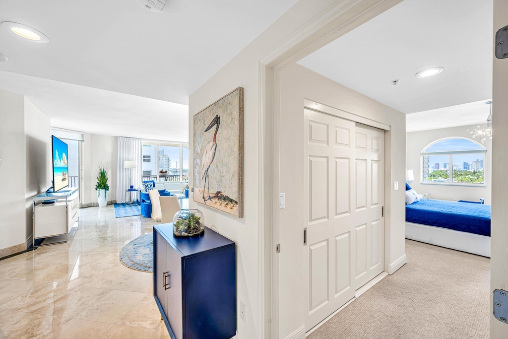 100 S Birch Road - Photo 37