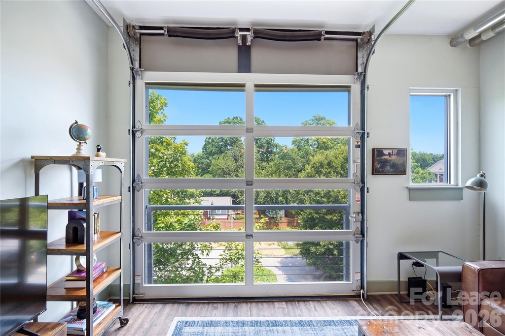1611 Central Avenue - Photo 3