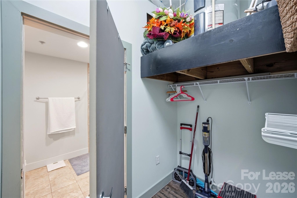 1611 Central Avenue - Photo 17