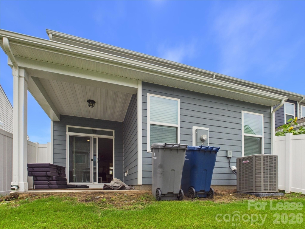 3944 Fadden Street - Photo 7