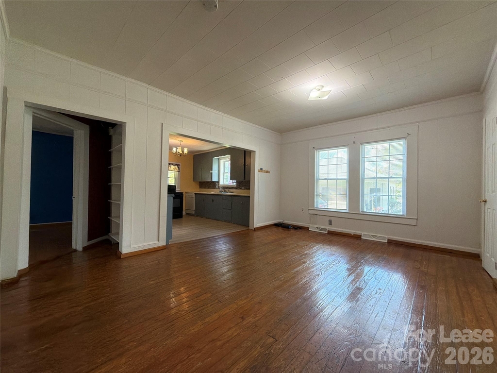 3103 Lowell Road - Photo 2