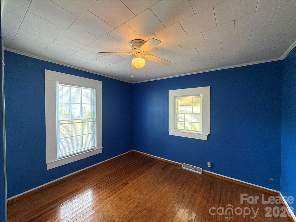 3103 Lowell Road - Photo 4